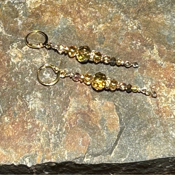 Earrings - Picture 4 of 16